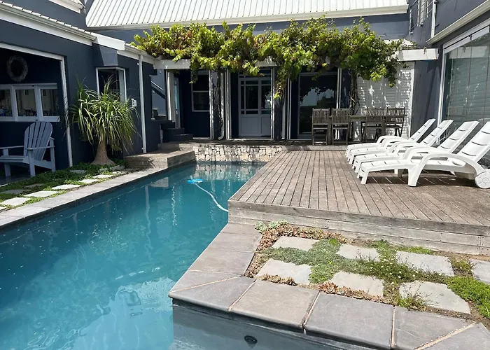 La Maison Bleue, Luxury Self-Catering Villa.
