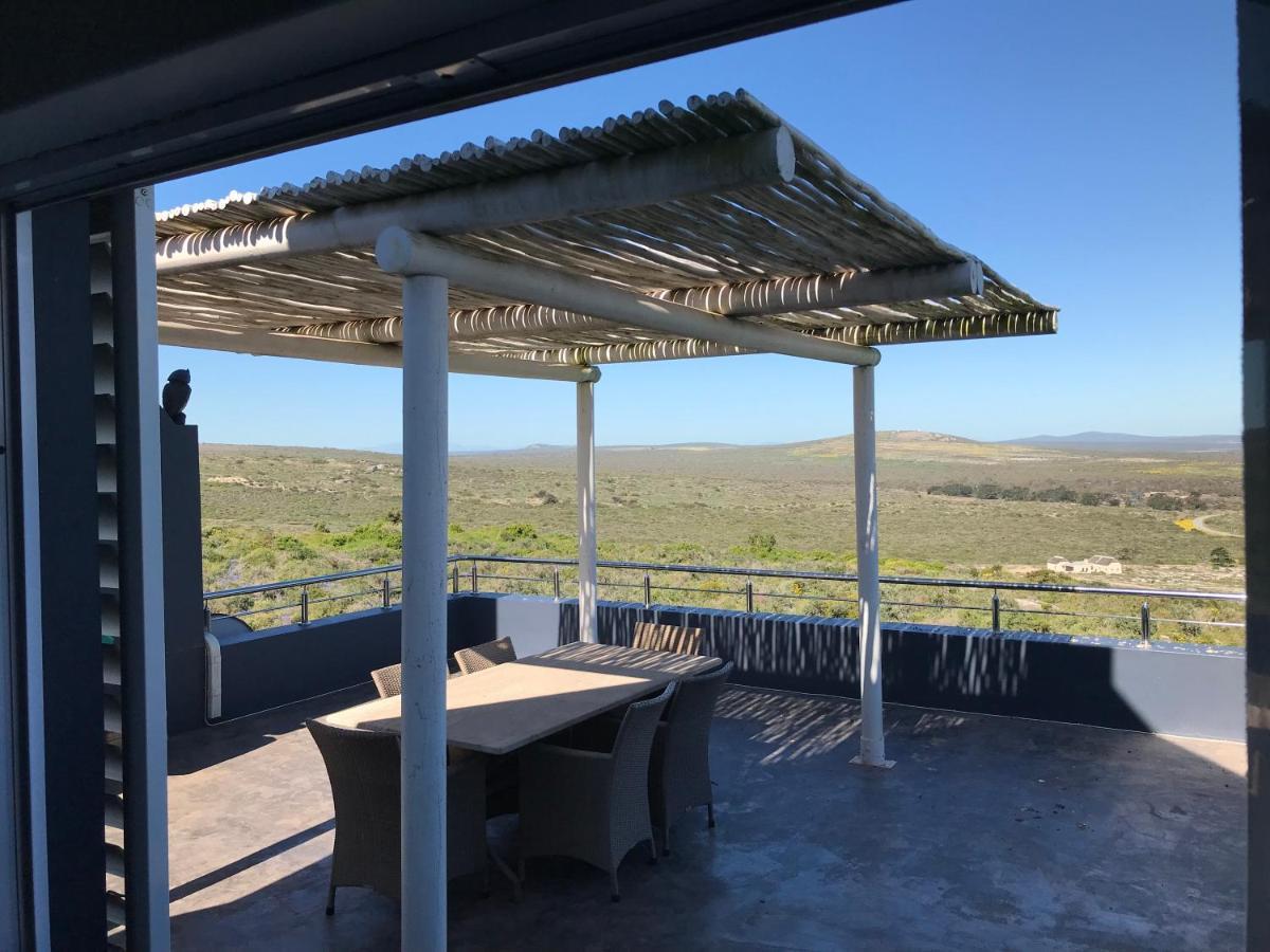 La Maison Bleue, Luxury Self-catering Villa. Villa Langebaan